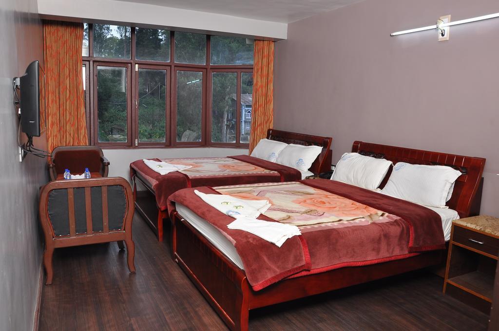 Grand Paradise Inn 코다이카날 외부 사진