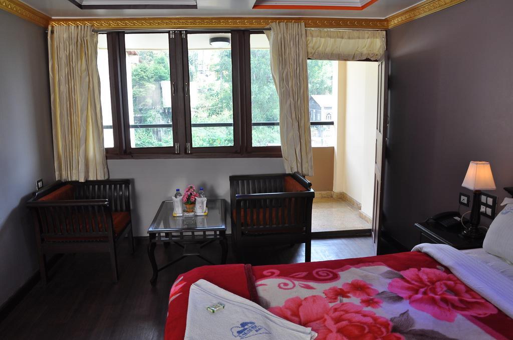 Grand Paradise Inn 코다이카날 객실 사진